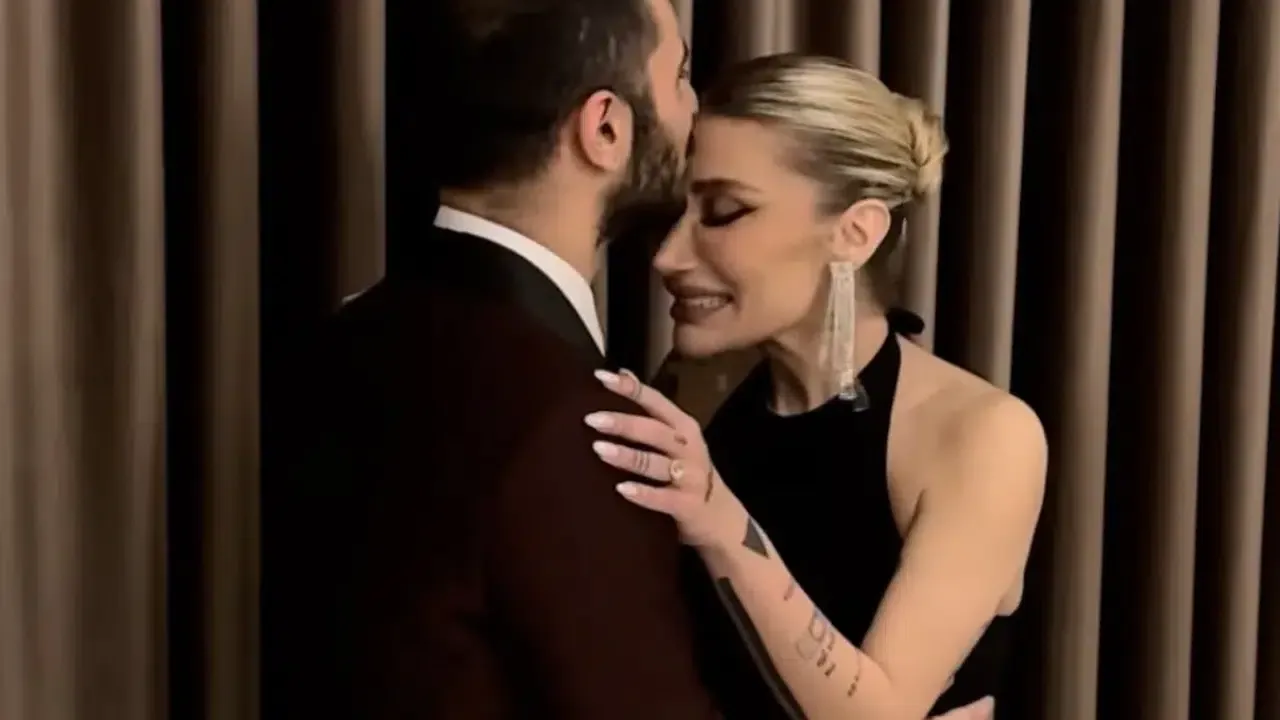 İrem Derici sözünü tuttu ve Melih Kunukçu ile nişan yüzükleri takıldı!